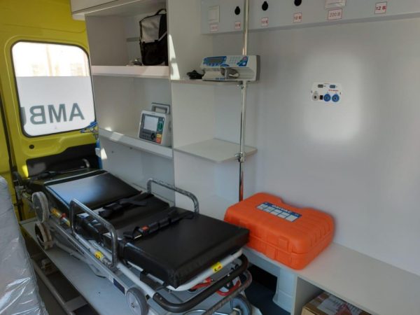 Medical ambulance - Image 4